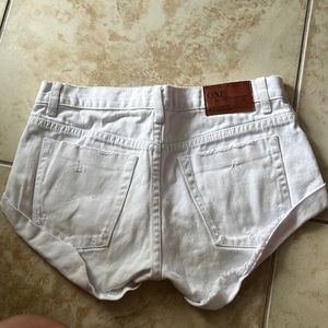 One teaspoon size 27